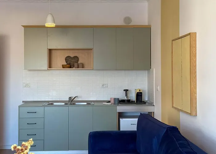 Miq New Boulevard 地拉那